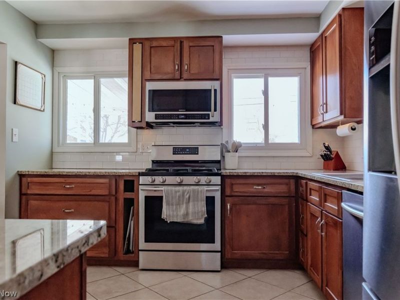 730 Hemlock Drive, Euclid, OH 44132 Photo 10