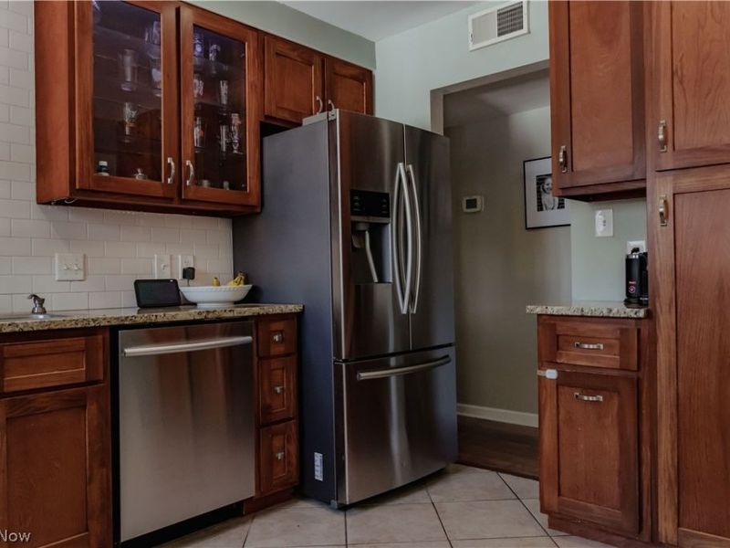 730 Hemlock Drive, Euclid, OH 44132 Photo 11