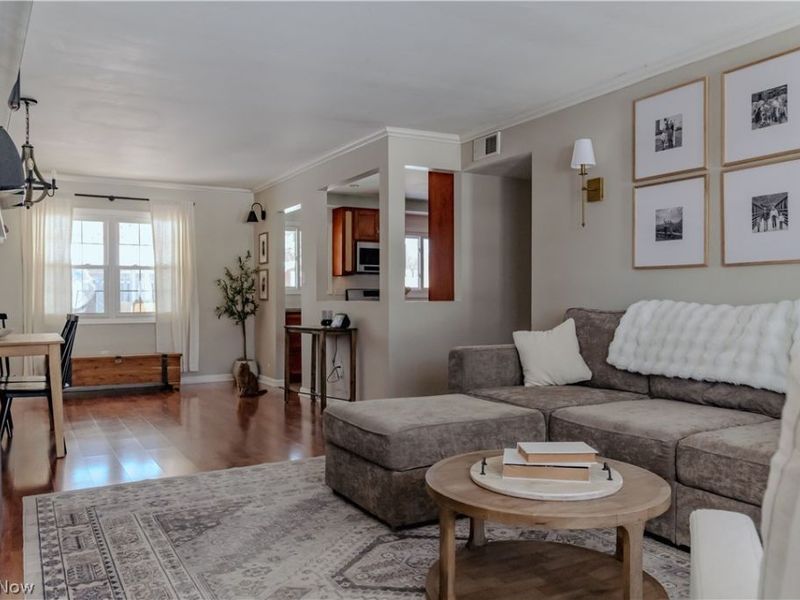 730 Hemlock Drive, Euclid, OH 44132 Photo 5