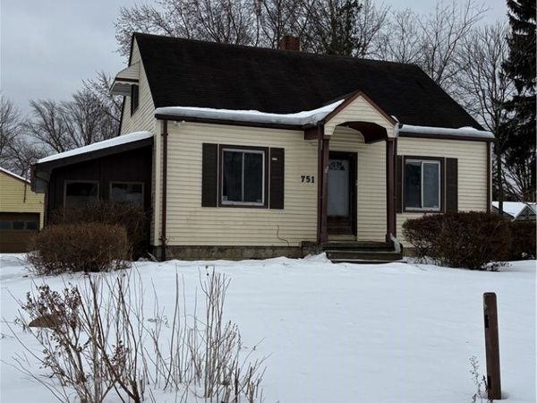 751 Wilbur Avenue, Youngstown, OH 44502