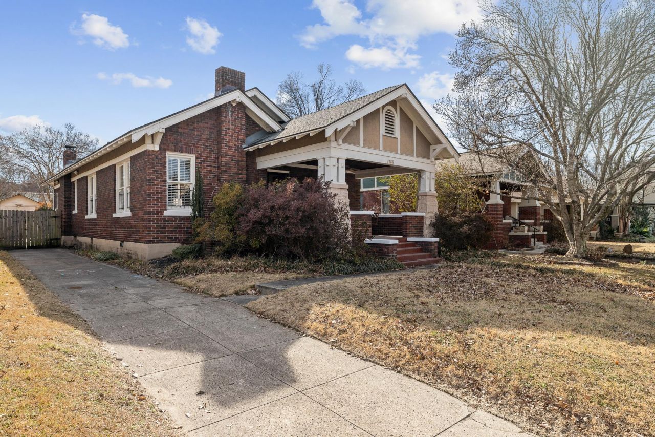 1743 Peach Ave, Memphis, TN 38112 Main Photo