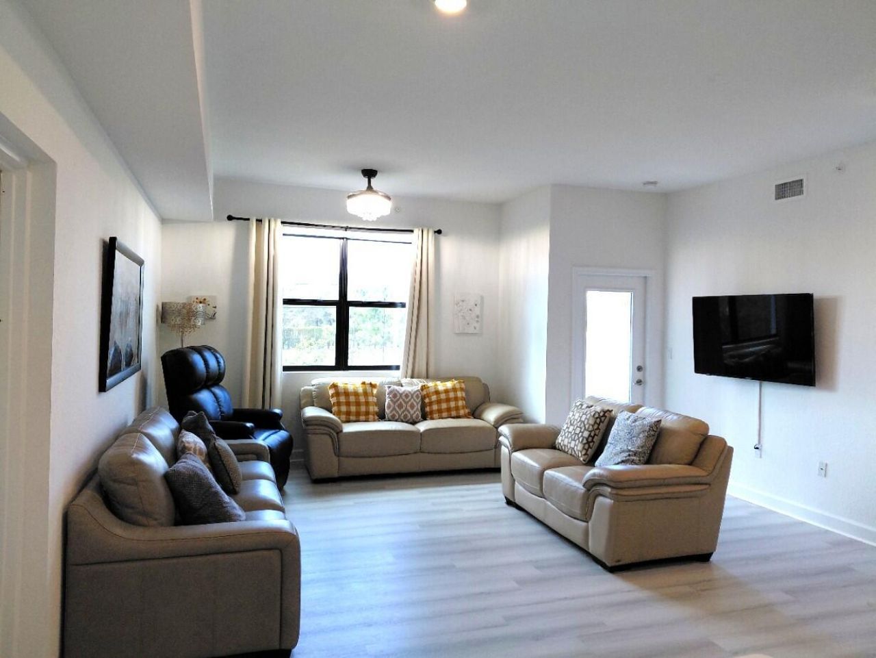 9052 Gulf Run Way, Unit C6, Lake Worth, FL 33467 Photo