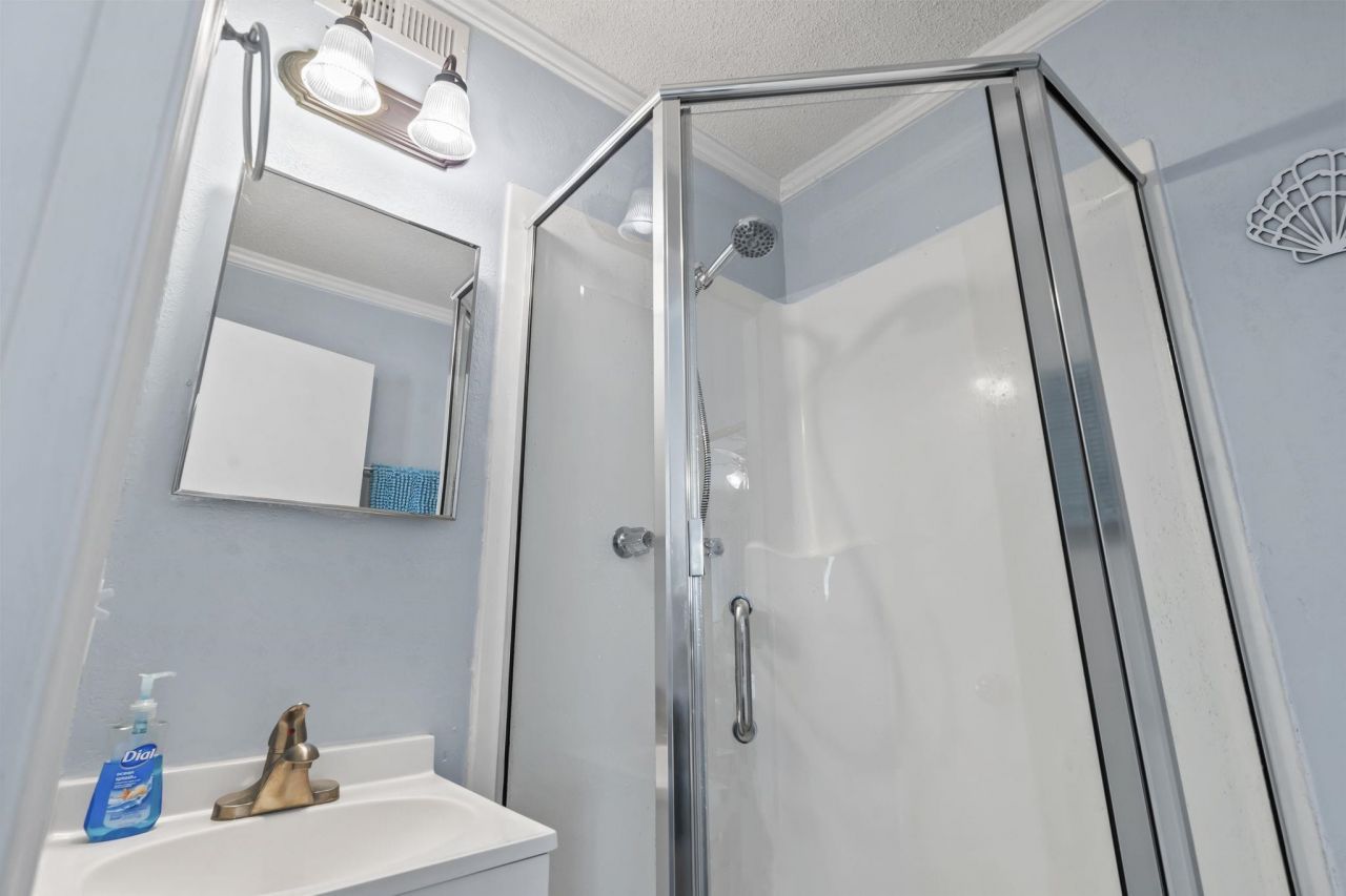 191 Maison Dr.  Photo 26