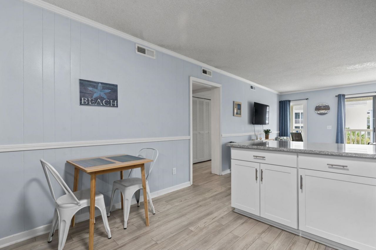 191 Maison Dr.  Photo 5