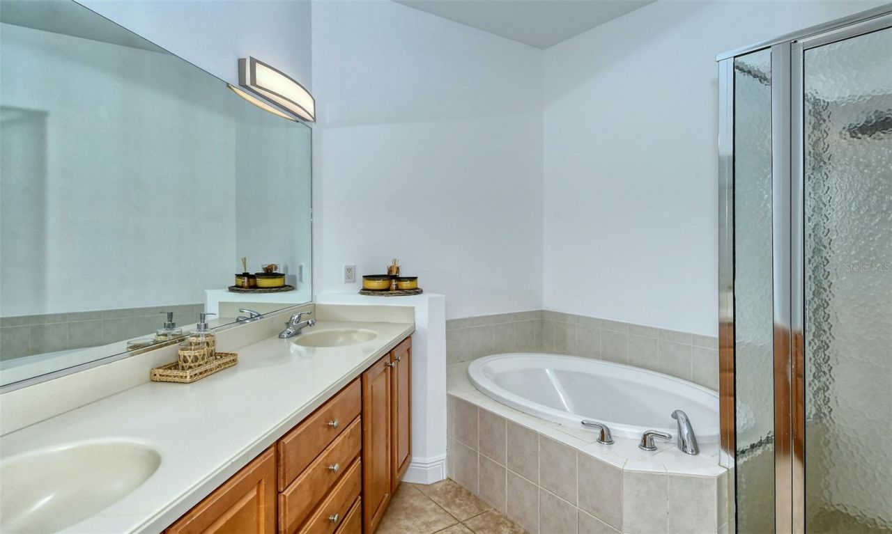 8363 Miramar Way, Unit 203, Lakewood Ranch, FL 34202 Photo