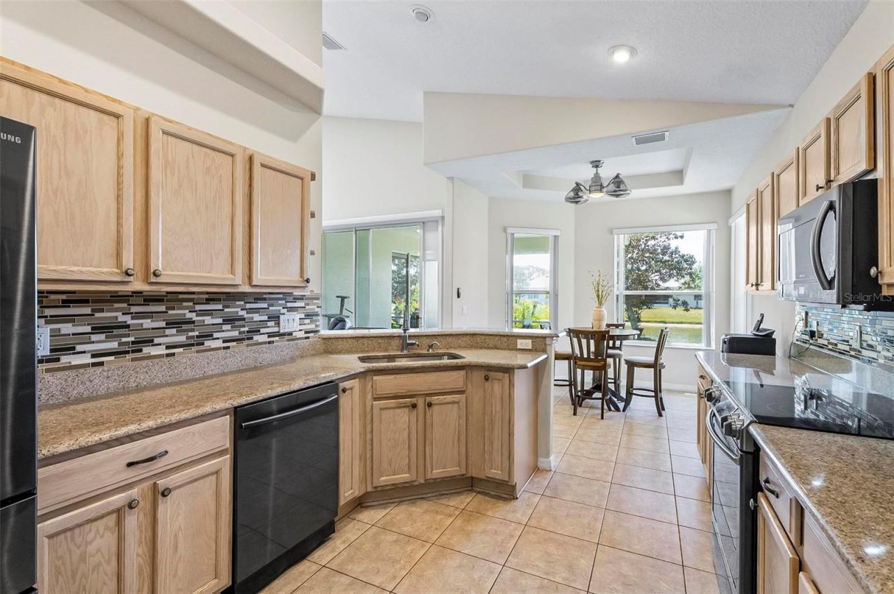 19 Raintree Circle, Palm Coast, FL 32164 Photo