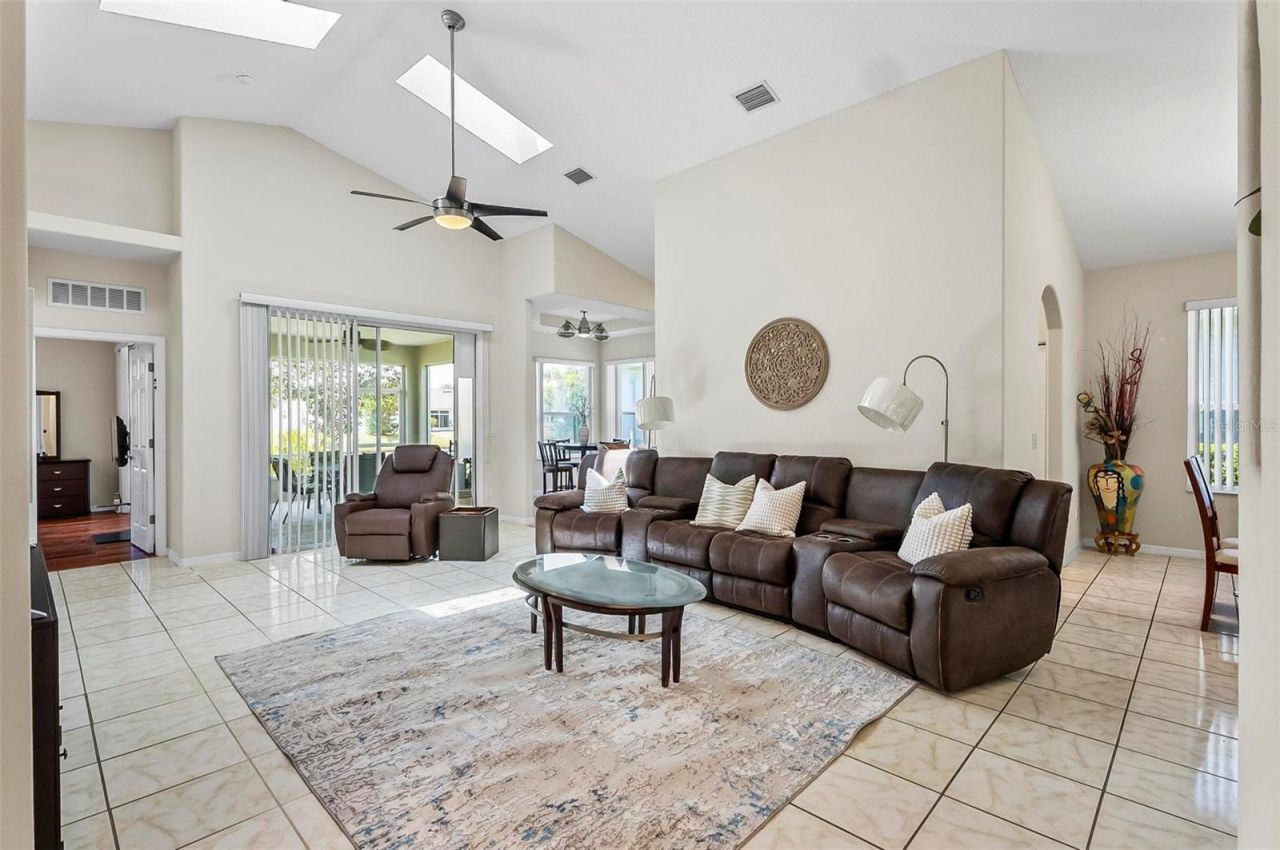 19 Raintree Circle, Palm Coast, FL 32164 Photo