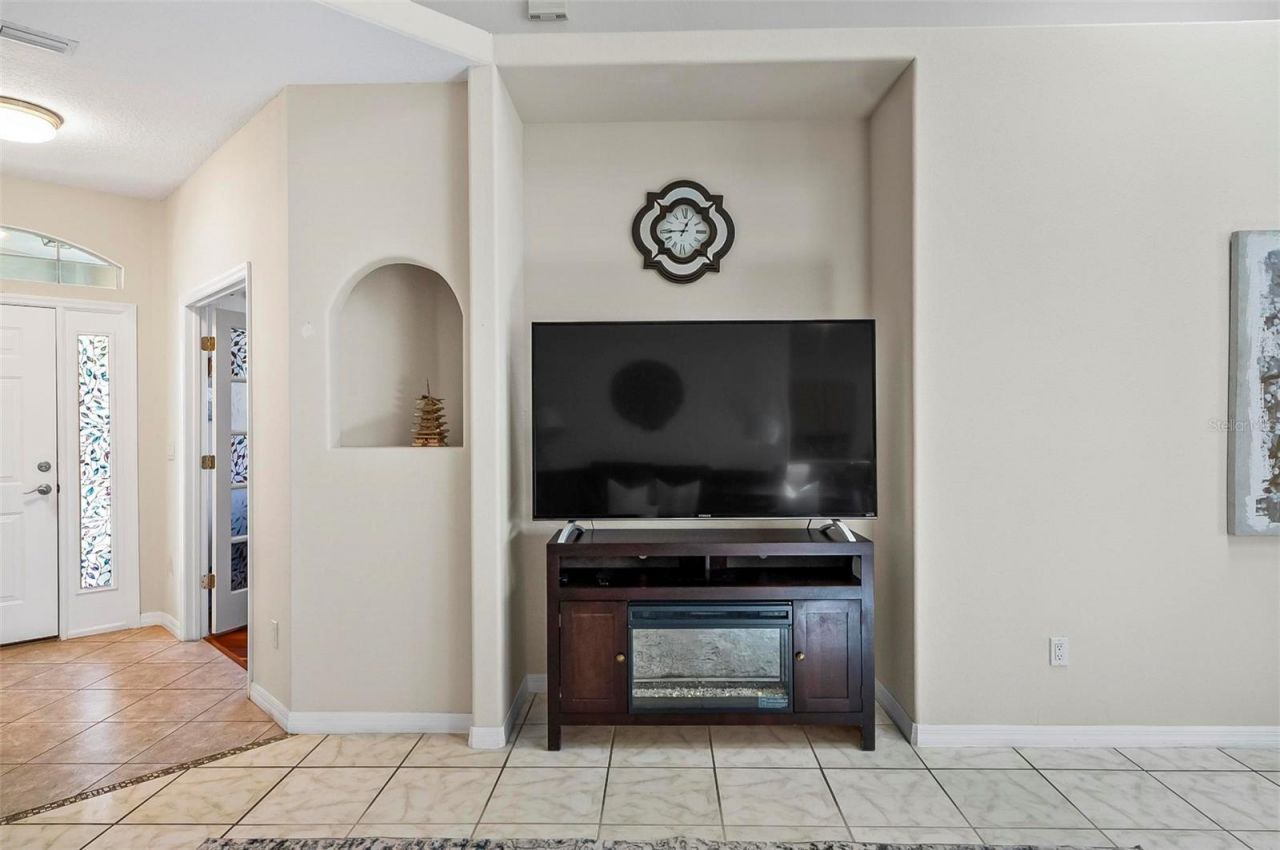 19 Raintree Circle, Palm Coast, FL 32164 Photo