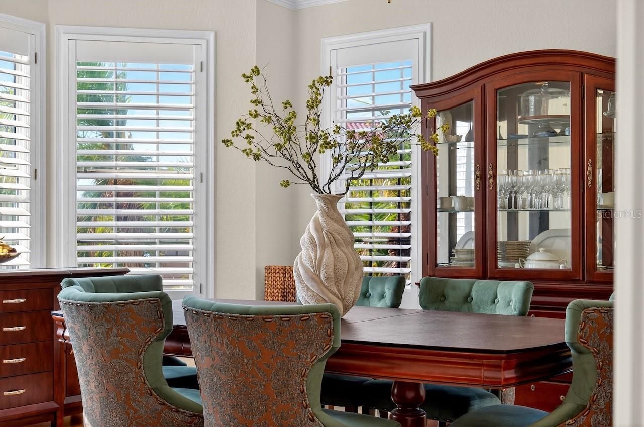 5900 Bayview Circle S, Gulfport, FL 33707 Photo