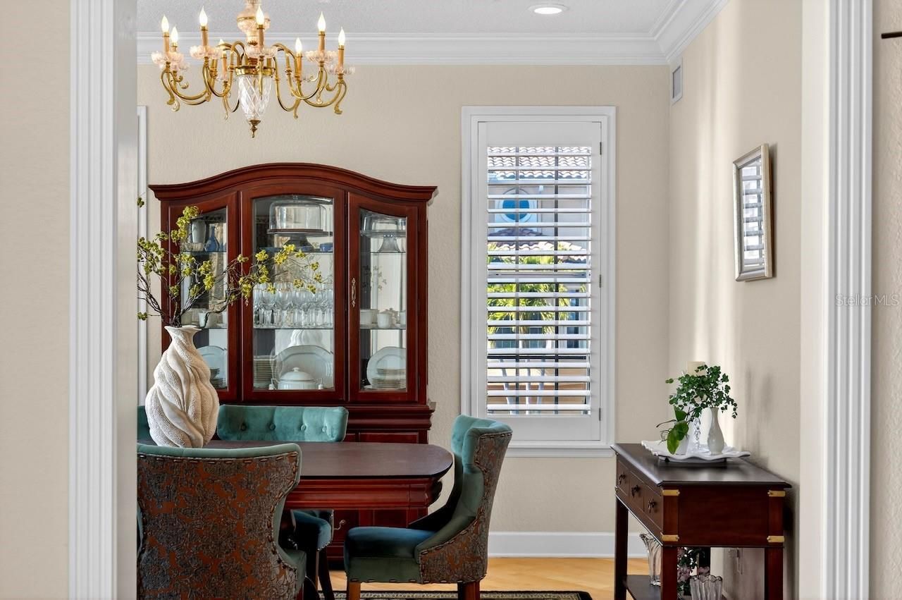 5900 Bayview Circle S, Gulfport, FL 33707 Photo