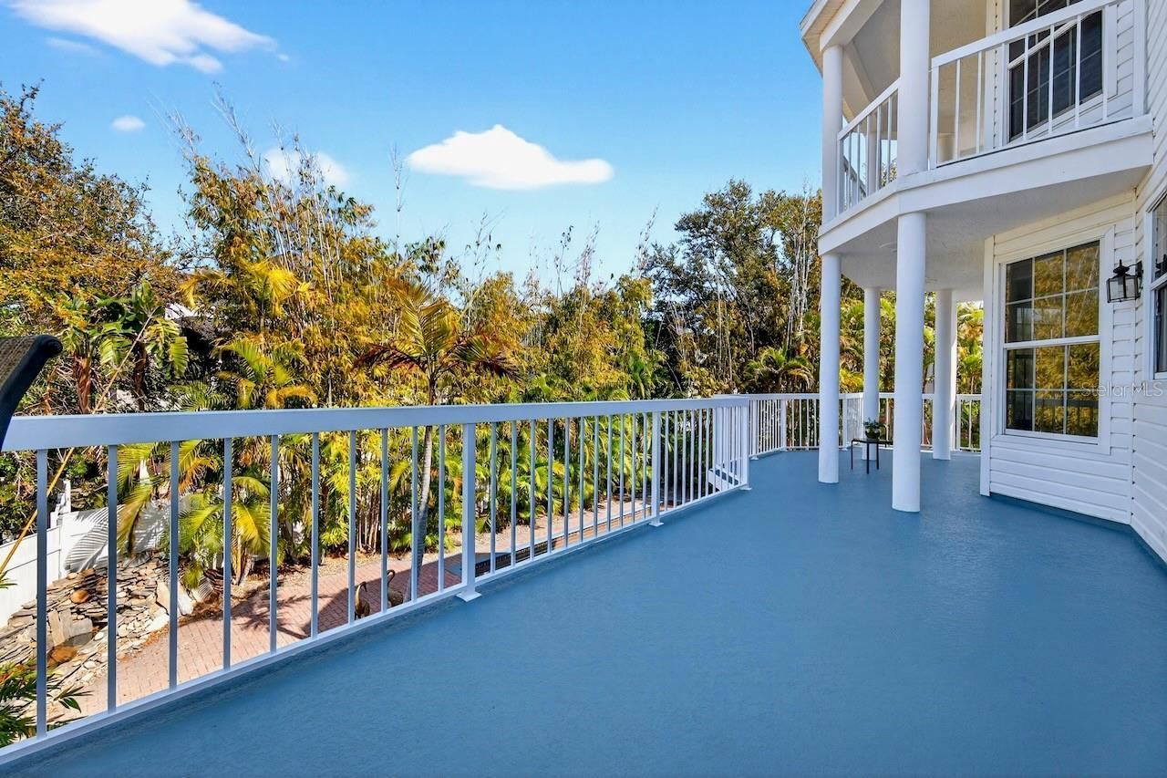 5900 Bayview Circle S, Gulfport, FL 33707 Photo