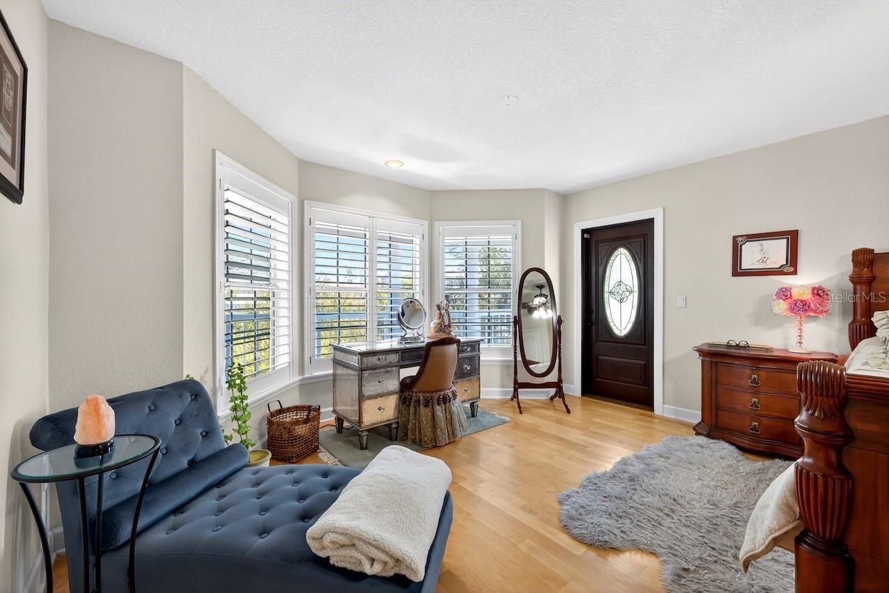 5900 Bayview Circle S, Gulfport, FL 33707 Photo