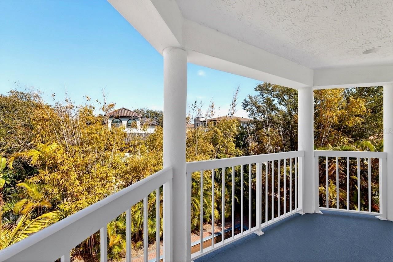 5900 Bayview Circle S, Gulfport, FL 33707 Photo