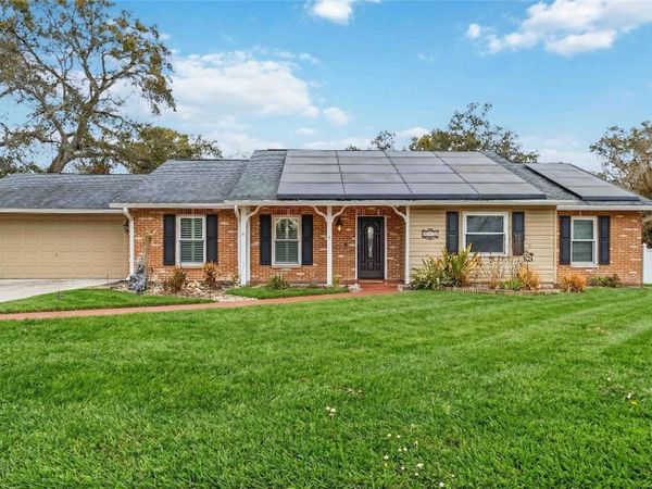 5304 ROSECREST CIRCLE, TAMPA, FL 33617