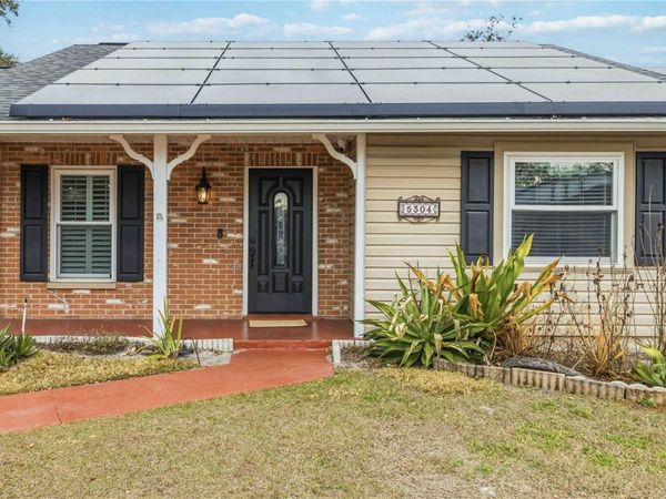 5304 ROSECREST CIRCLE, TAMPA, FL 33617