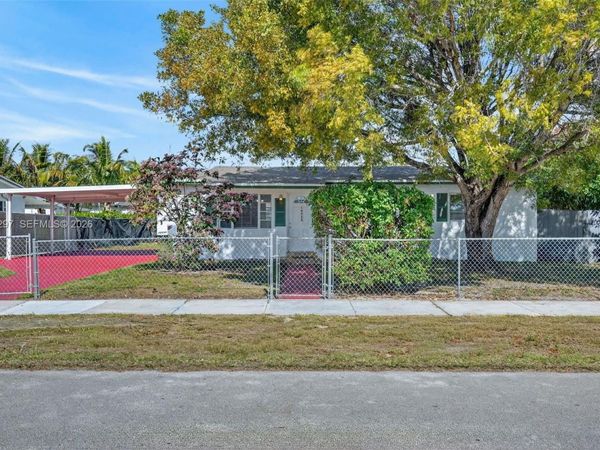 10325 SW 149 TERRACE, Miami, FL 33176