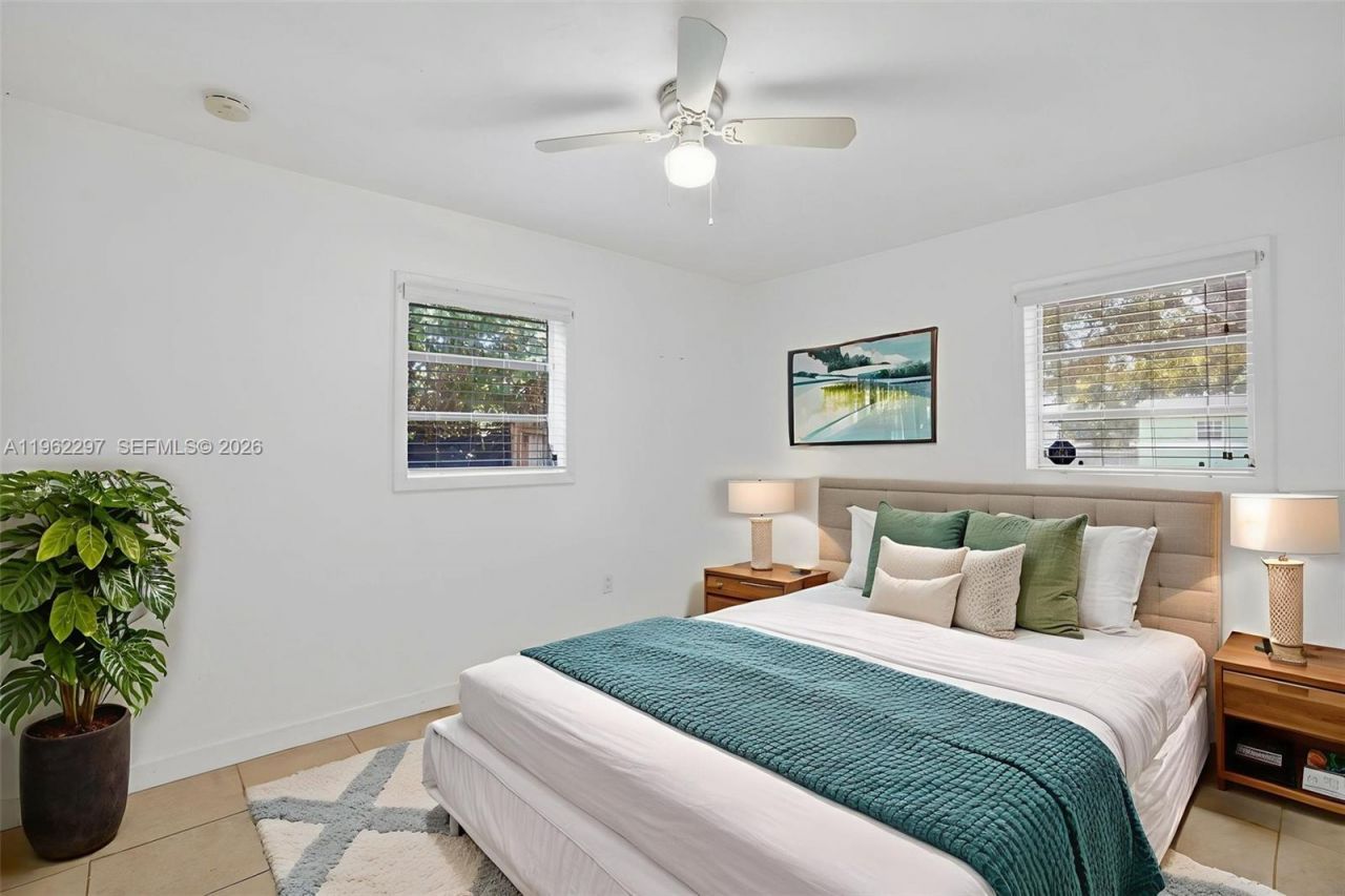 10325 SW 149 Terrace, Miami, FL 33176 Photo