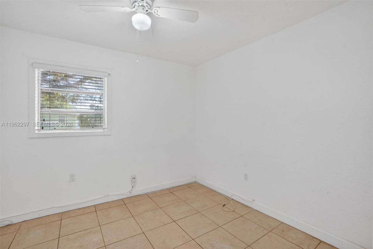 10325 SW 149 Terrace, Miami, FL 33176 Photo