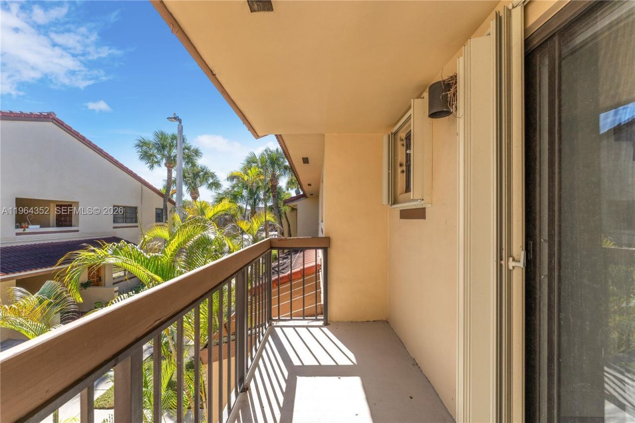 6346 SW 136th Ct, Unit 110-H, Miami, FL 33183 Photo