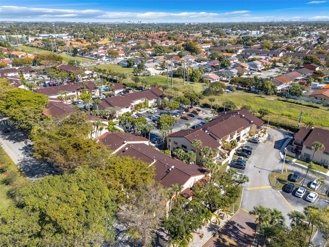 6346 SW 136th Ct, Unit 110-H, Miami, FL 33183 Photo