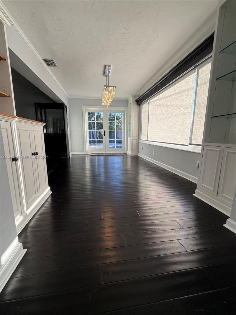 561 SE 3rd Ter, Pompano Beach, FL 33060 Photo