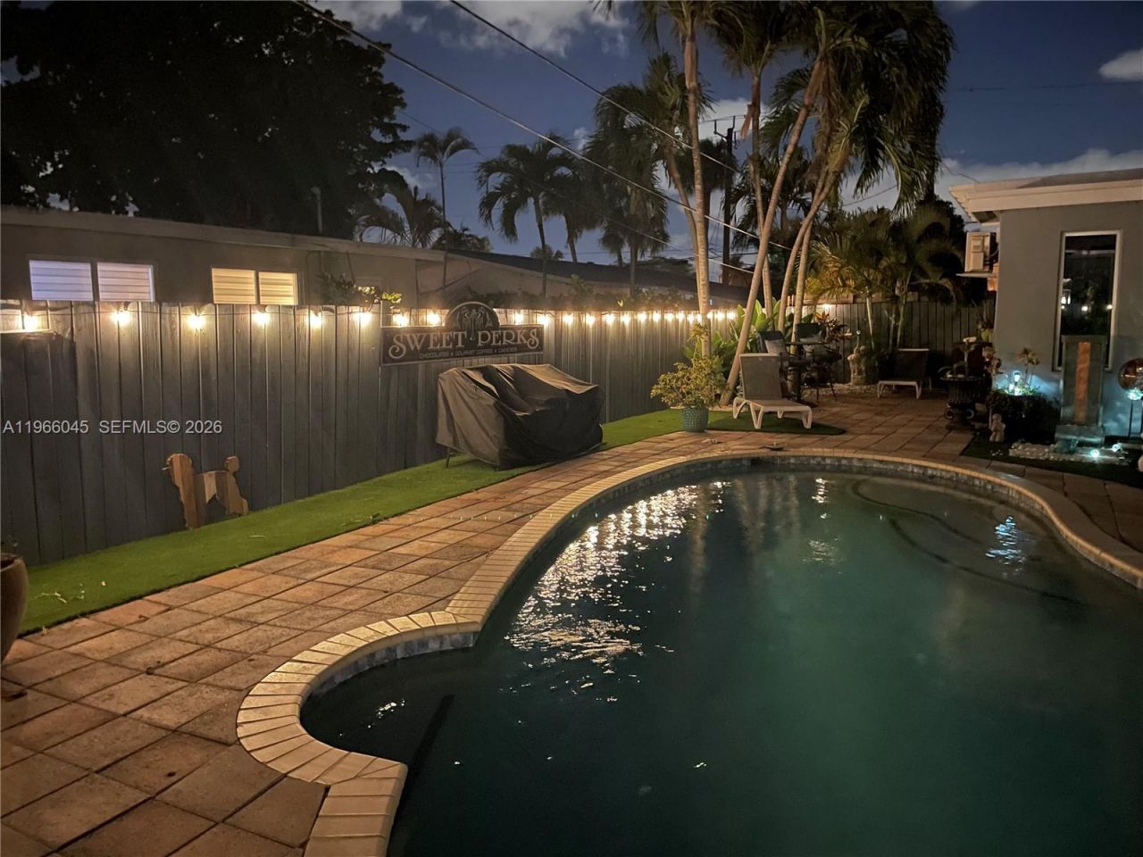 561 SE 3rd Ter, Pompano Beach, FL 33060 Photo