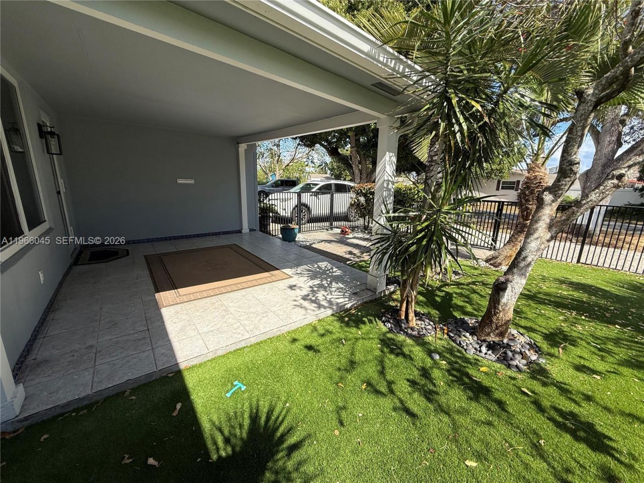 561 SE 3rd Ter, Pompano Beach, FL 33060 Photo