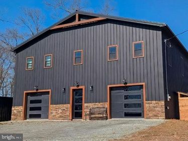 3828 BROWNTON ROAD, FELTON, PA 17322