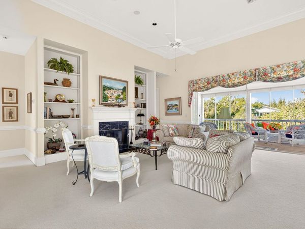 5243 Indian Court, Sanibel, FL 33957