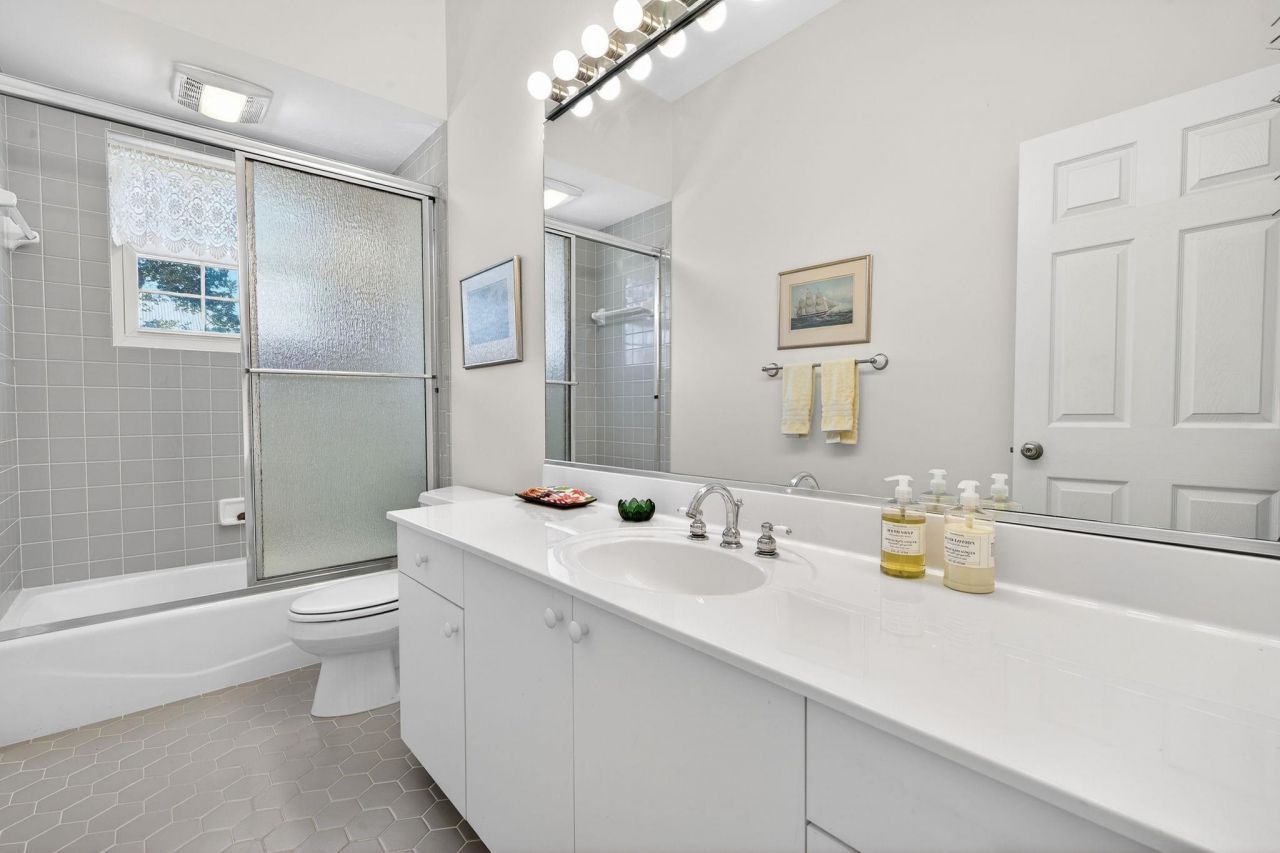 5243 Indian Court, Sanibel, FL 33957 Photo
