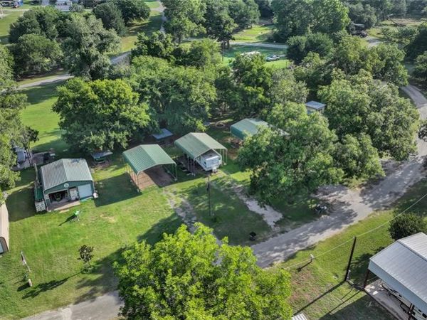 133 Chavez Trail, Weatherford, TX 76087