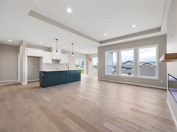 218 McCarran Avenue NE, Cedar Rapids, IA 52402