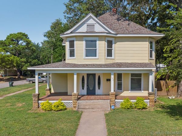 322 S Porter Avenue, Okmulgee, OK 74447