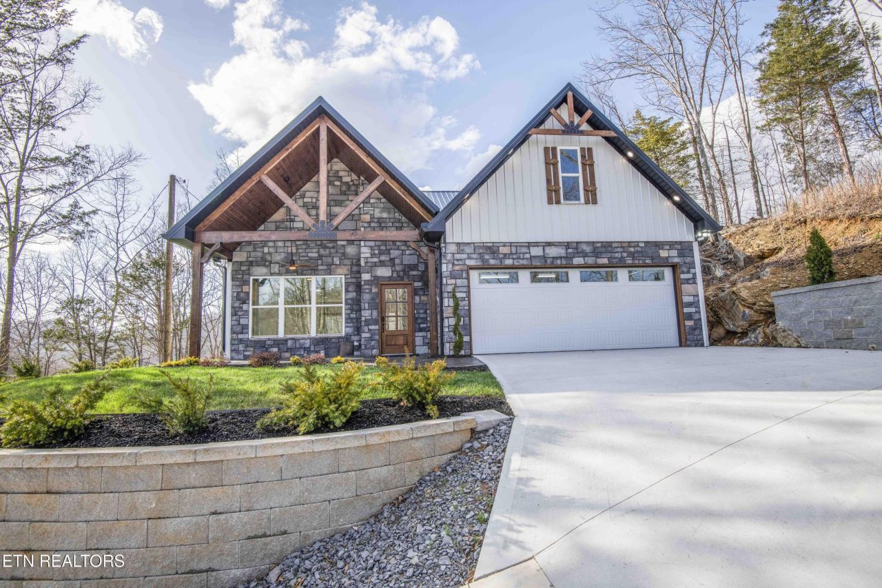 9502 Old Loyston Rd, Knoxville, TN 37938 Main Photo