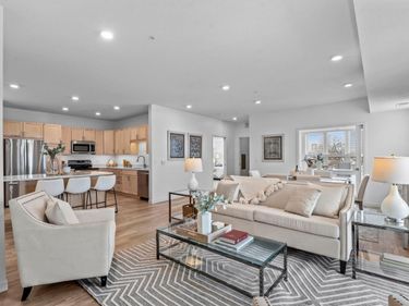 2350 Harbor Place, Unit 309, Mound, MN 55364