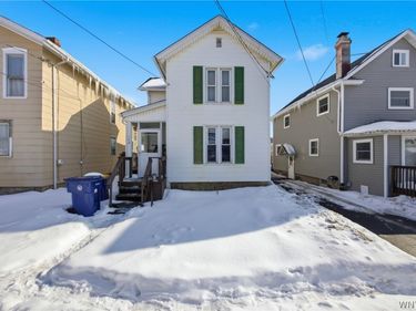 142 Harvey Avenue, Lockport, NY 14094