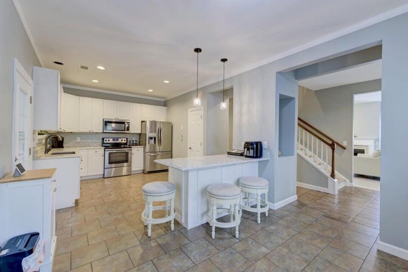 1616 Camfield Lane Photo 4