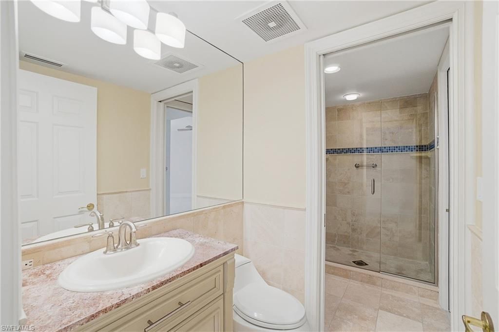 4021 Gulf Shore Blvd N, Unit 1904, Naples, FL 34103 Photo