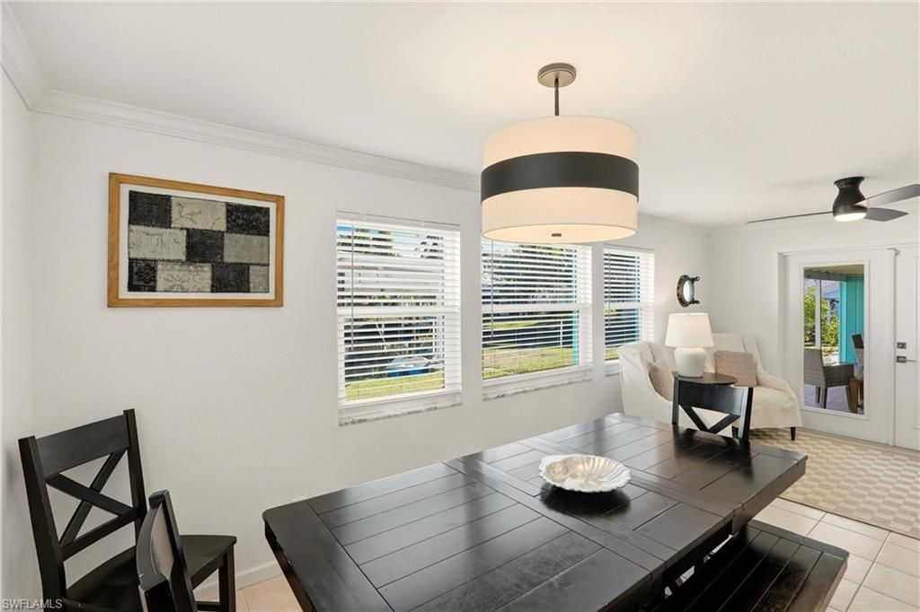 1159 Holiday Ln E, Naples, FL 34104 Photo