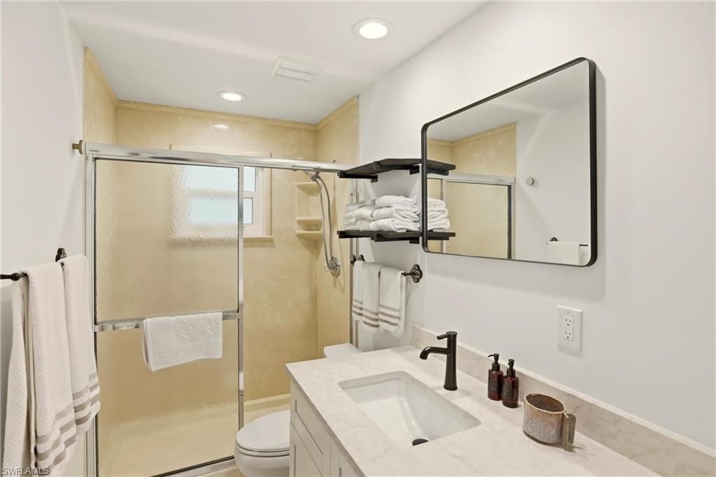 1159 Holiday Ln E, Naples, FL 34104 Photo