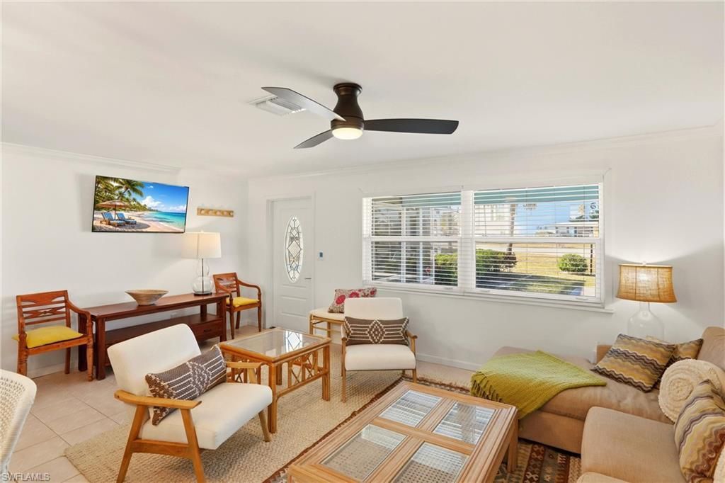 1159 Holiday Ln E, Naples, FL 34104 Photo