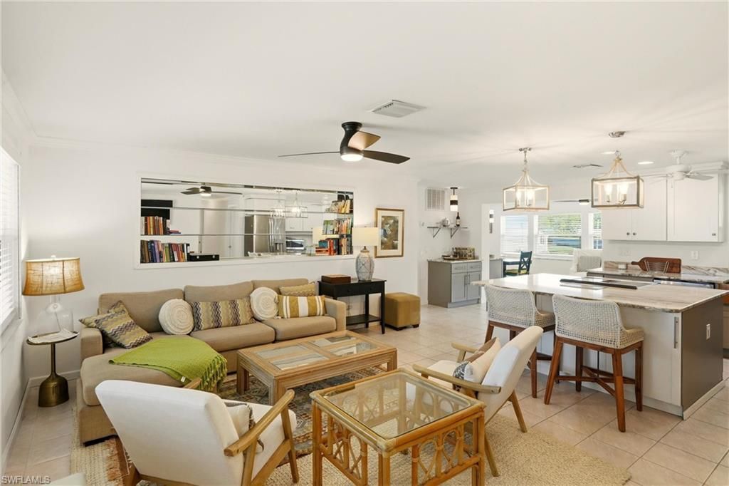 1159 Holiday Ln E, Naples, FL 34104 Photo