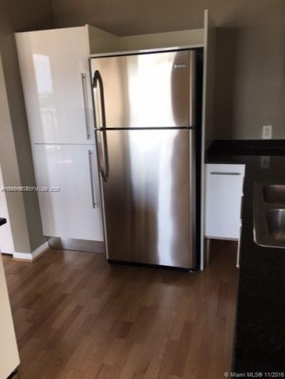 10 SW South River Dr, Unit 704, Miami, FL 33130 Photo