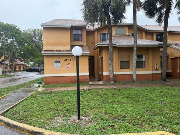 2541 NW 56th Avenue, Unit 1-19, Lauderhill, FL 33313