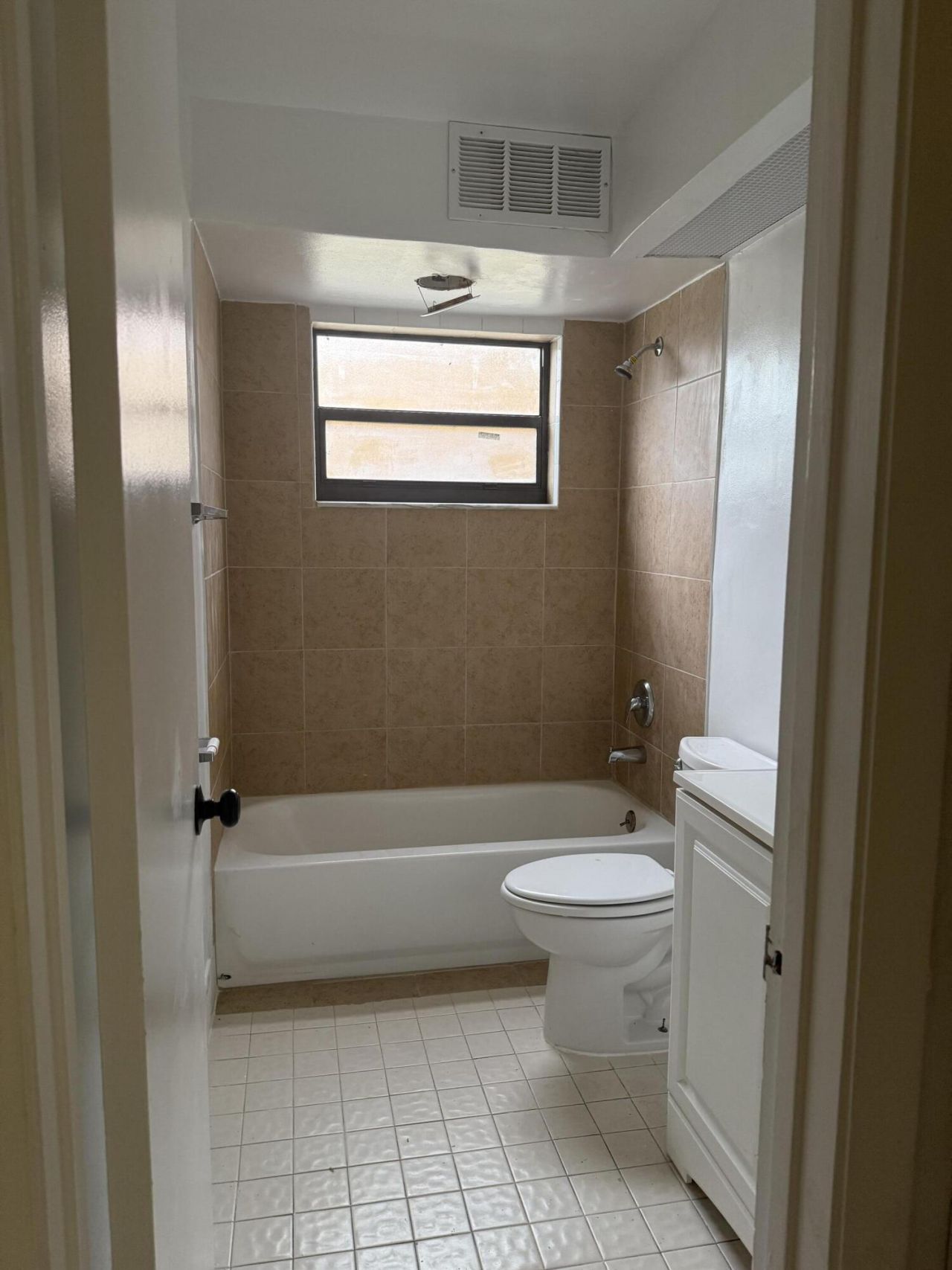 2541 NW 56th Avenue, Unit 1-19, Lauderhill, FL 33313 Photo