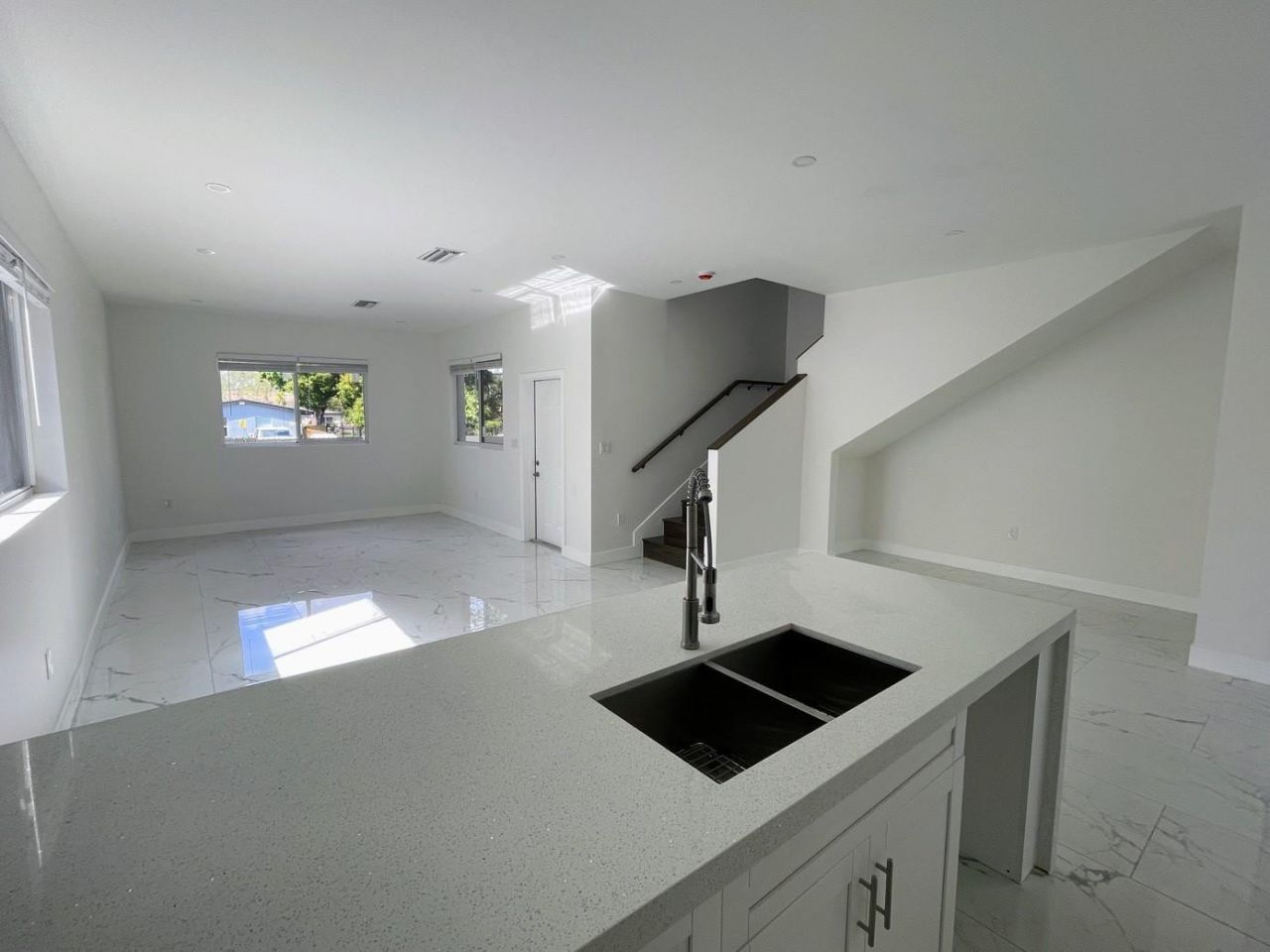 536 NW 13th Avenue, Fort Lauderdale, FL 33311 Photo