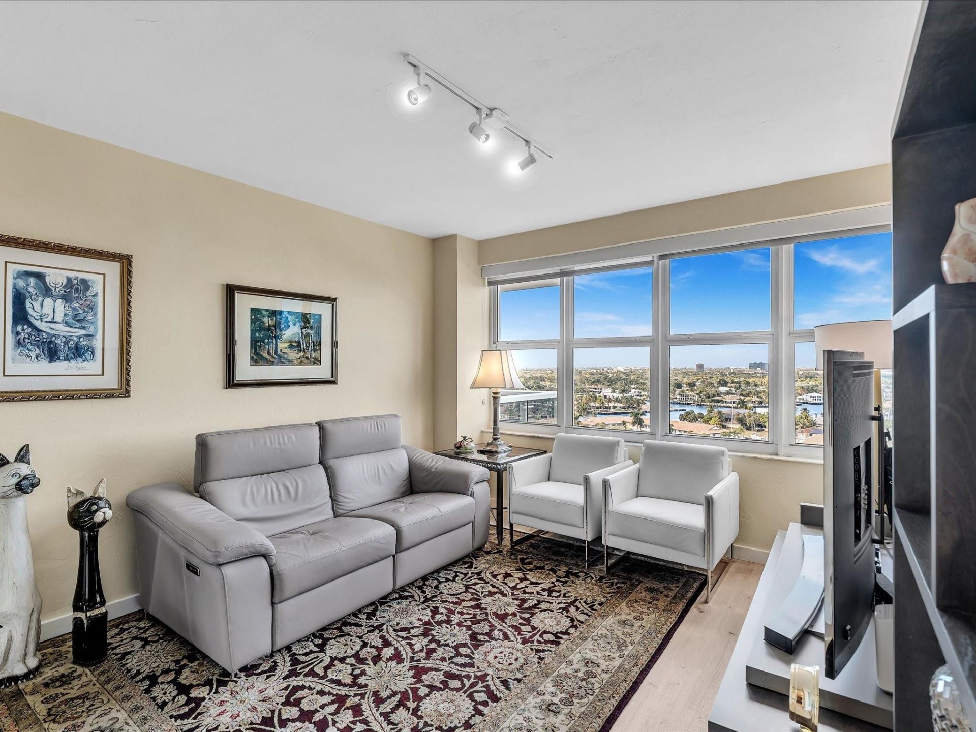 3300 NE 36th Street, Unit 1402, Fort Lauderdale, FL 33308 Photo