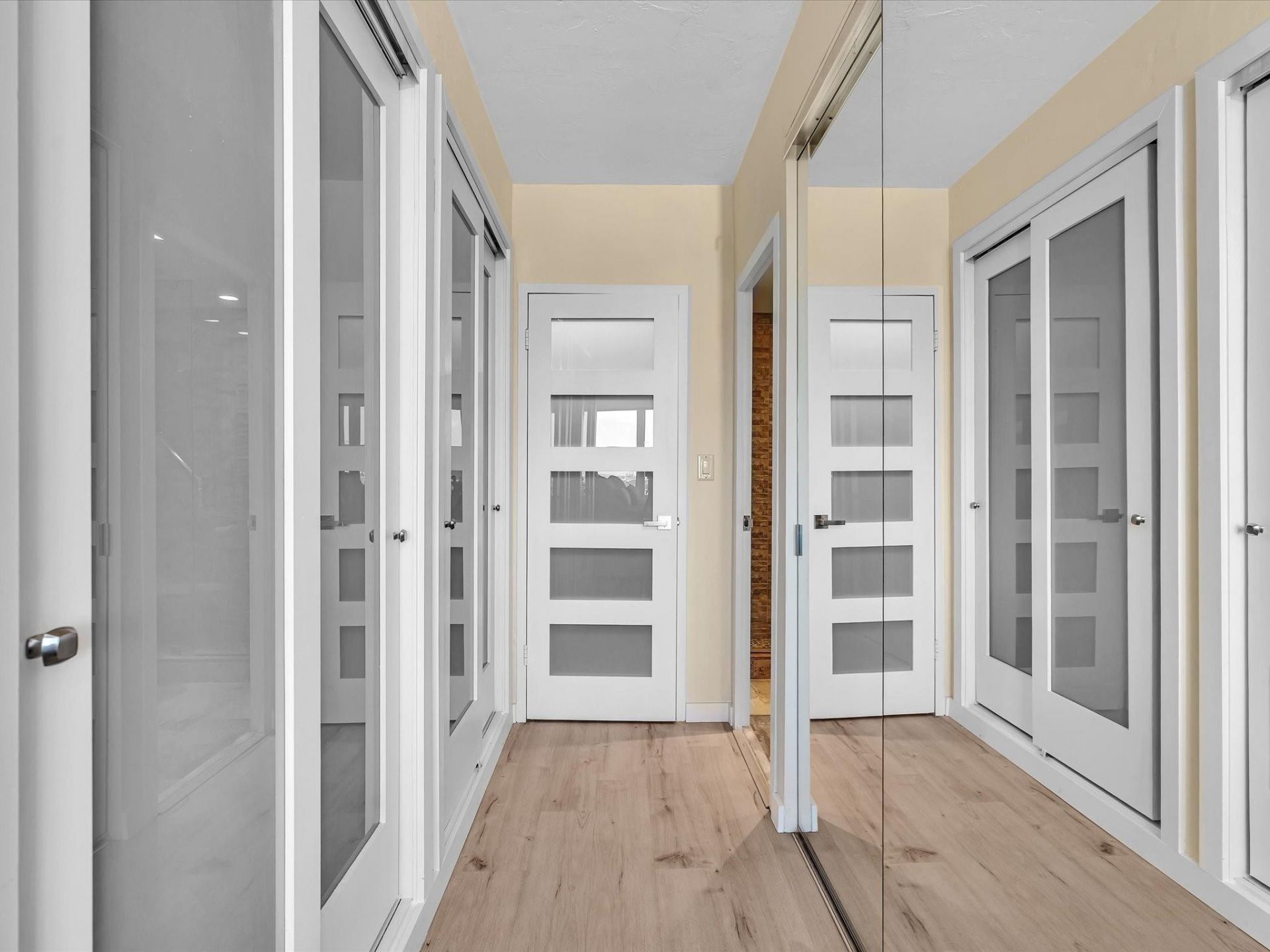 3300 NE 36th Street, Unit 1402, Fort Lauderdale, FL 33308 Photo