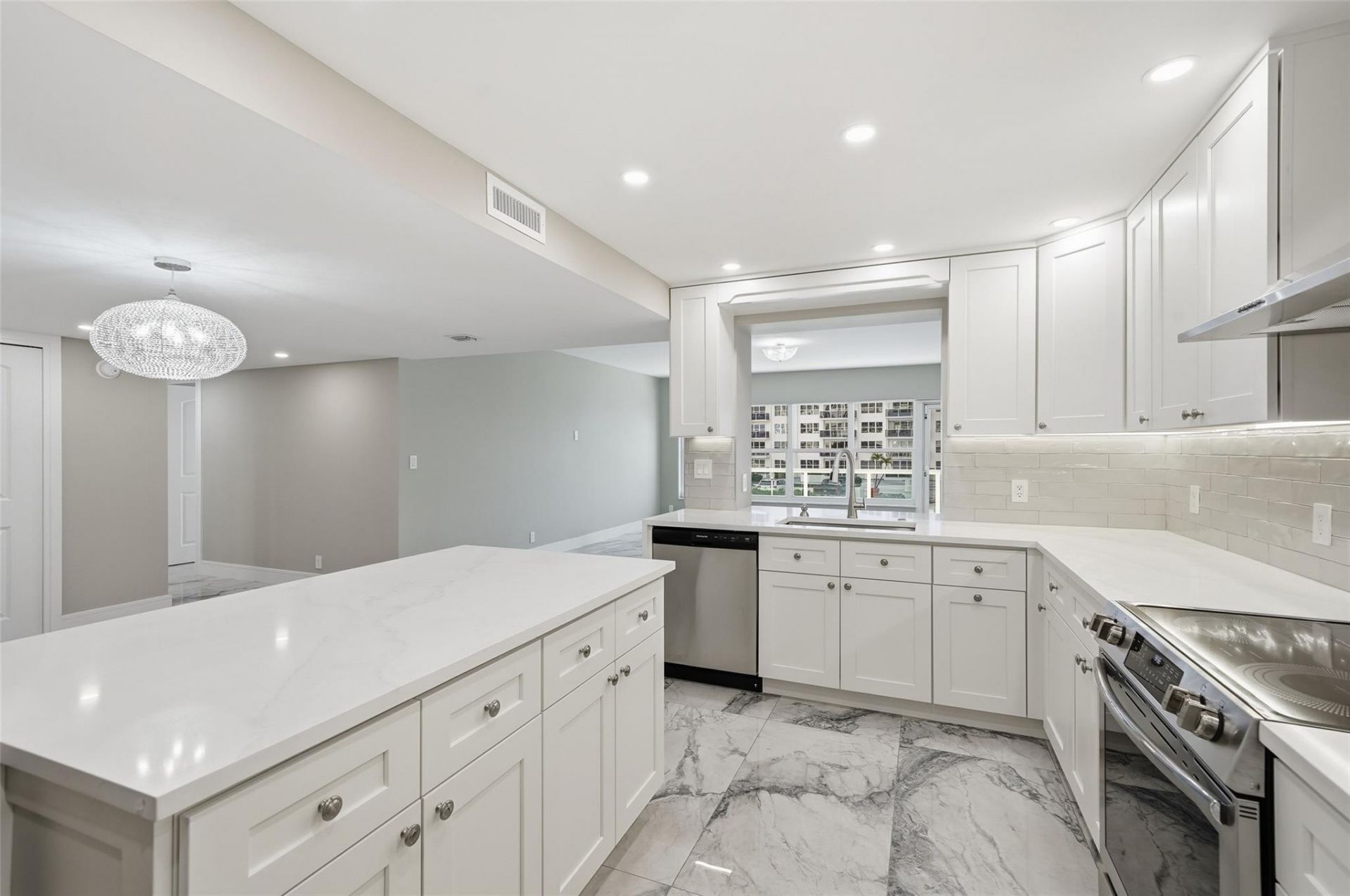 3550 Galt Ocean Drive, Unit 305, Fort Lauderdale, FL 33308 Photo