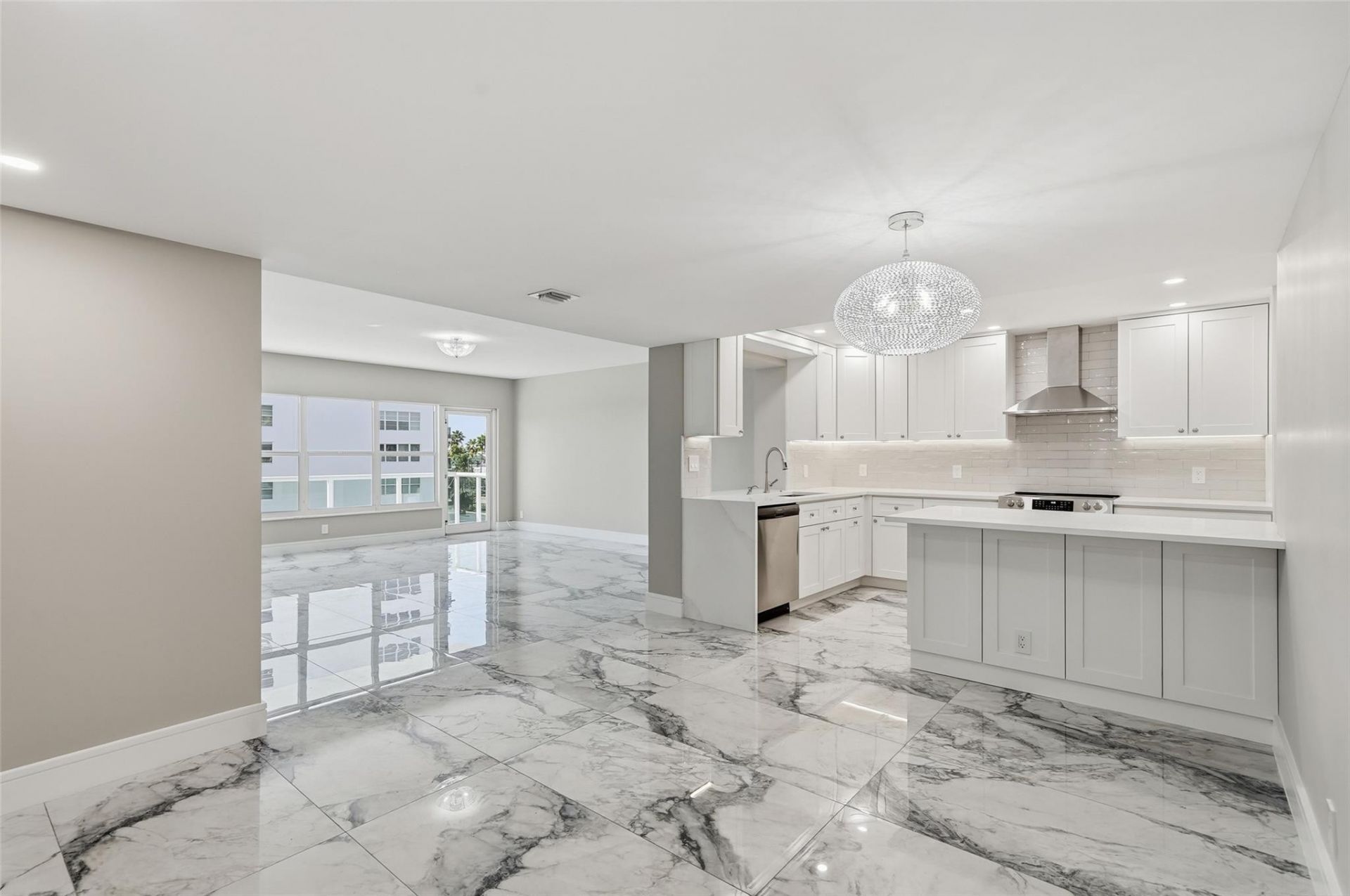 3550 Galt Ocean Drive, Unit 305, Fort Lauderdale, FL 33308 Photo